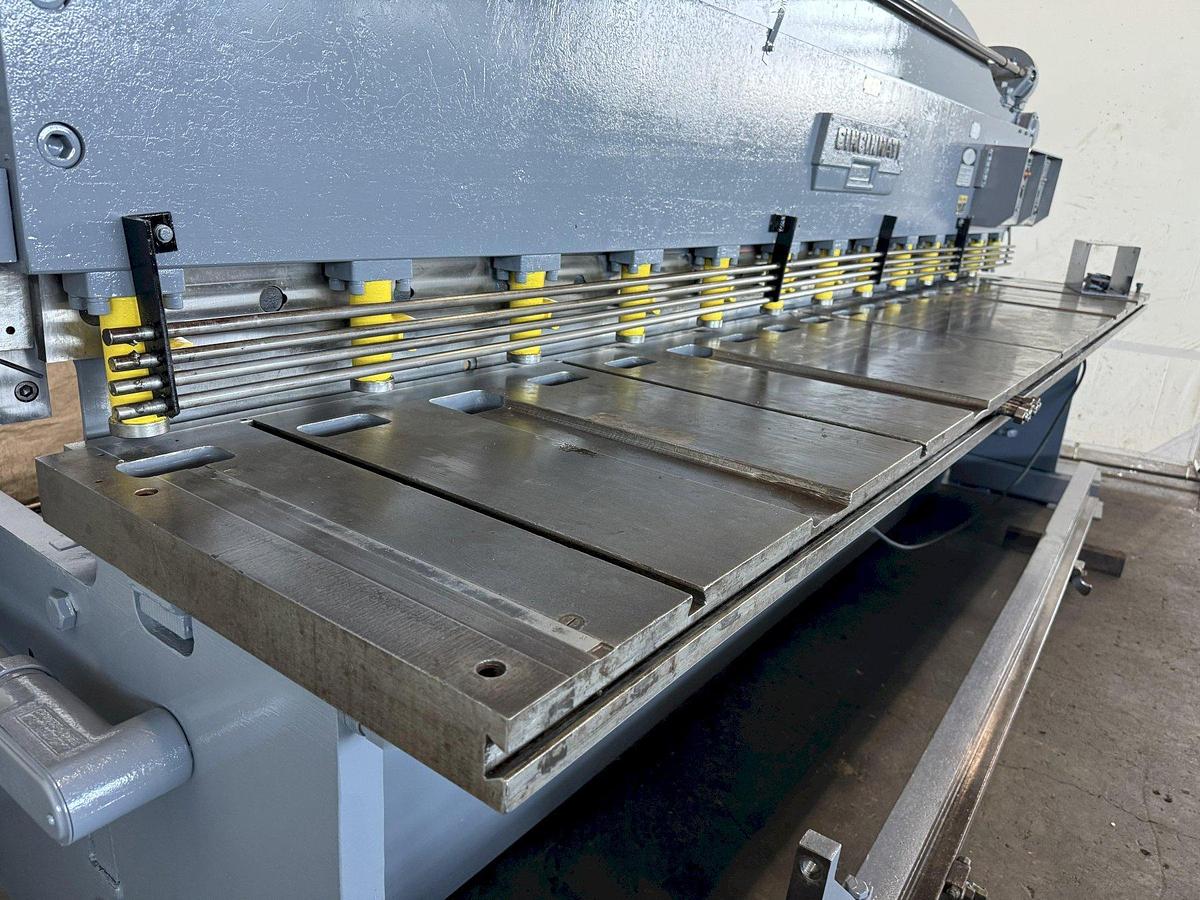 Used 12' X 1/4" CINCINNATI 1812 MECHANICAL SHEAR