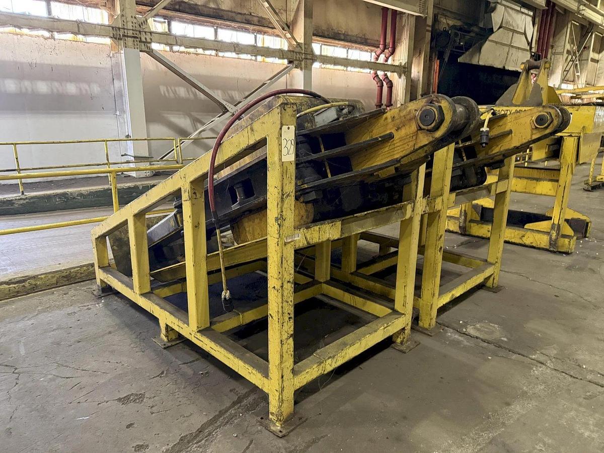 Used 40 Ton Bradley Adjustable Telescoping Coil Lifting Grab Tongs