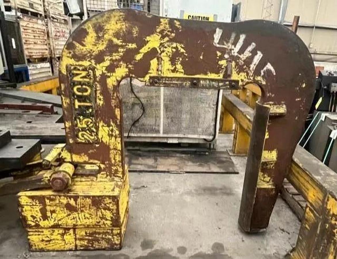 Used 50,000 Lb C-Hook