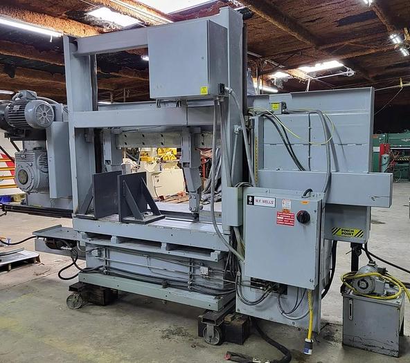 Used WF Wells B-25-2 Horizontal Bandsaw 25" x 40" capacity