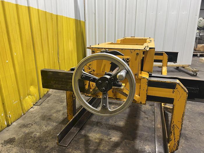 Used 10,000 LBS BISON MODEL #TSL10-2060SP ADJUSTABLE SHEET LIFTER