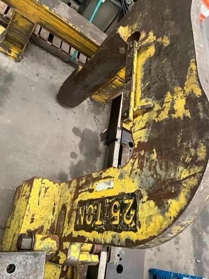 Used 50,000 Lb C-Hook