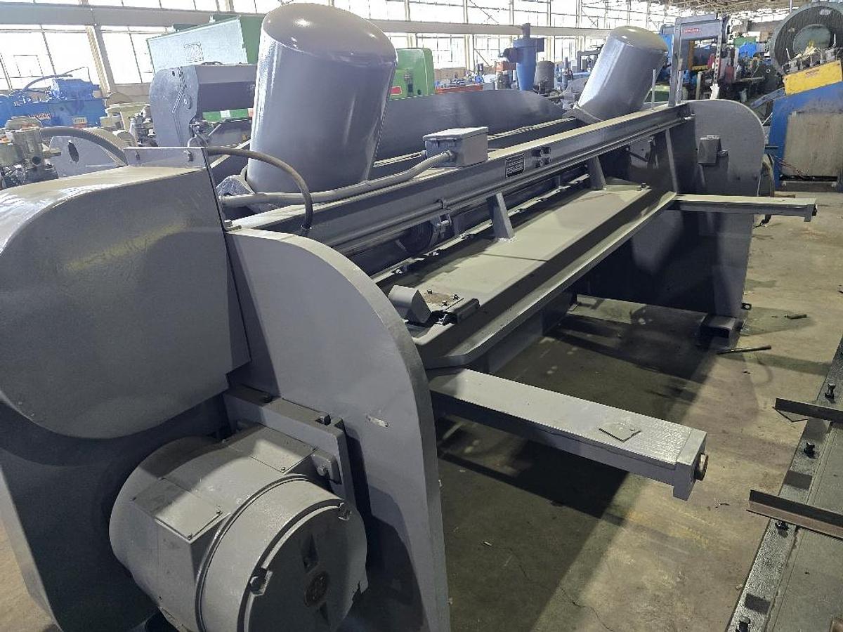Used 12' X 1/4" CINCINNATI 1812 MECHANICAL SHEAR
