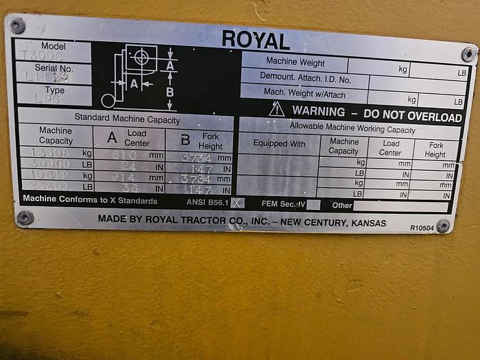 Used 2007 Royal T300C 30,000 Lb Forklift
