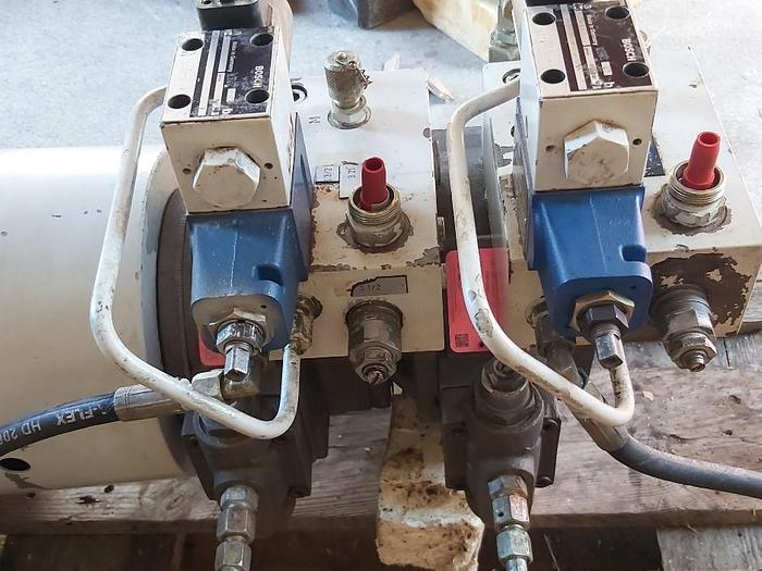 Gebraucht Hydraulikpumpe, Doppelradialkolbenpumpe, HP R18B1, HP R18XX, Moog, gebraucht