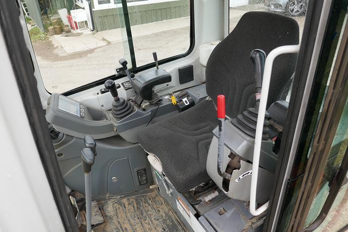 Used 2016 TAKEUCHI TB216