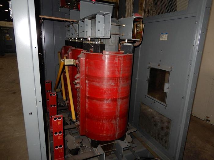 Used SQUARE D COMPANY 750 / 1000 KVA TRANSFORMER W/ BREAKERS