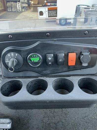 Used 2019 Cushman  Shuttle 6 Golf Cart