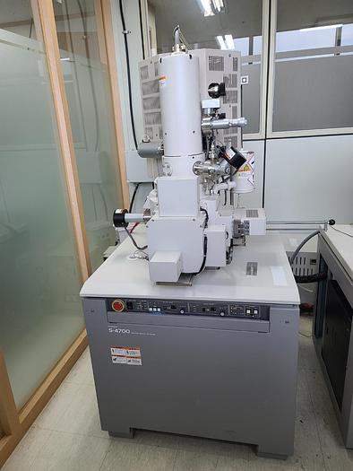 Used 2001 Hitachi S-4700 II SEM