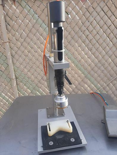 Used Capper, Accutek, AccuCapper, Mdl BT, Table Top, Chuck Capper #S744511