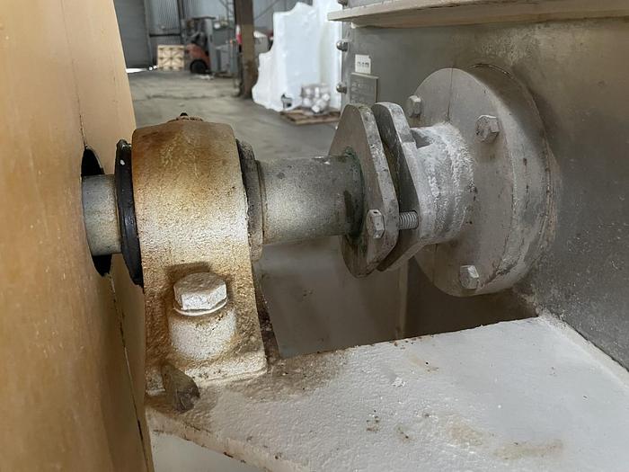 Used 30 CU. FT. LOWE RIBBON BLENDER - 304 S/S - 15 HP