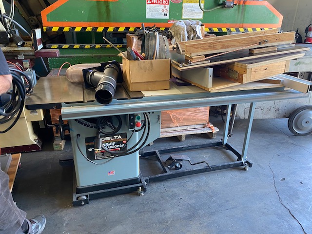 Used Delta 10" Tilting Arbor Saw with Biesmeyer Fence #5837