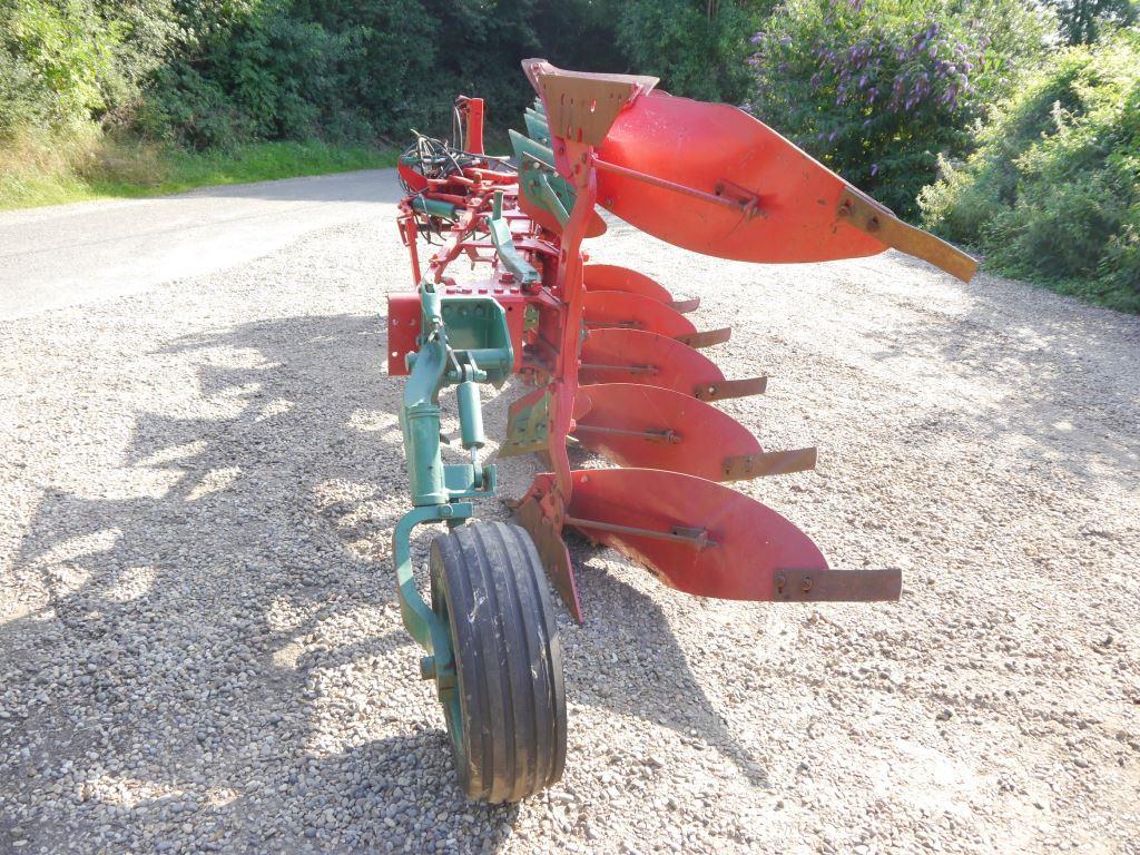 Used Kverneland LB85-160 5 Furrow Plough