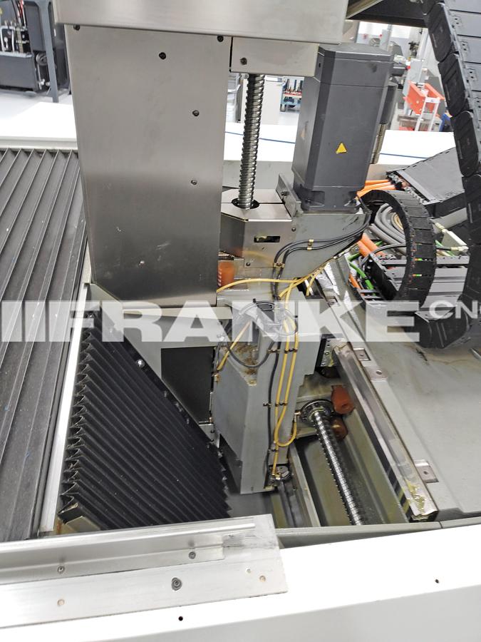 Used 2004 HERMLE C30U 5-Axis; PRISTINE condition, Automation ready!