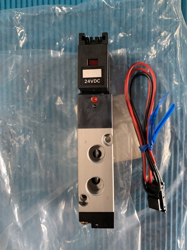 Used Koganei Solenoid Valve 180-4E1-PLL