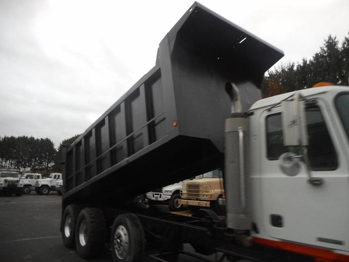 Used 2004 Mack Granite CV-713- Stock #: 4780B