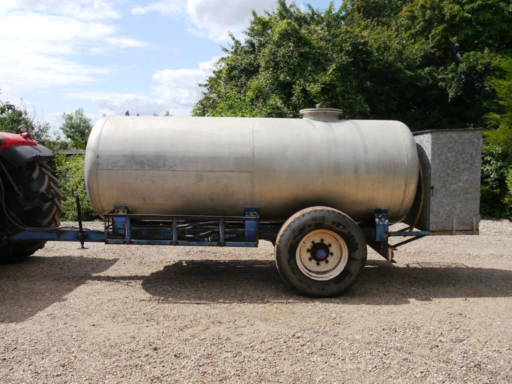 Used 3000L Sprayer Bowser