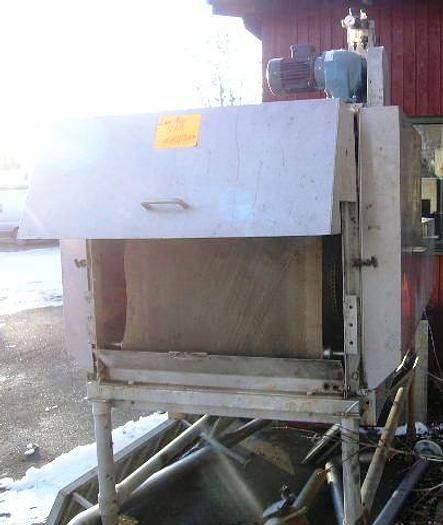 Used Krüger VL8 belt filter press. Including steering panel and sludge pump.