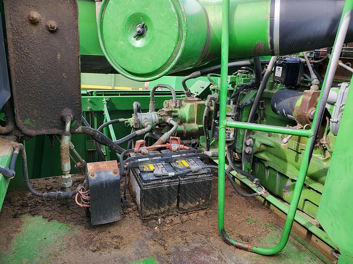 Used John Deere 9600 Combine