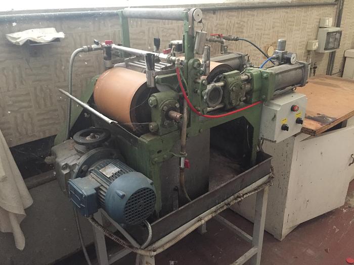 Used LABORATORY EQUIPMENT : FULL LABORATORY