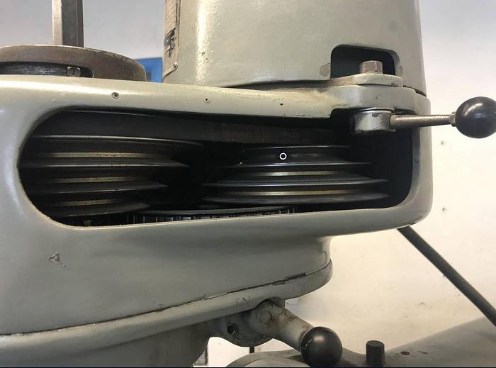 Used BRIDGEPORT Series 1 with Mitutoyo DRO