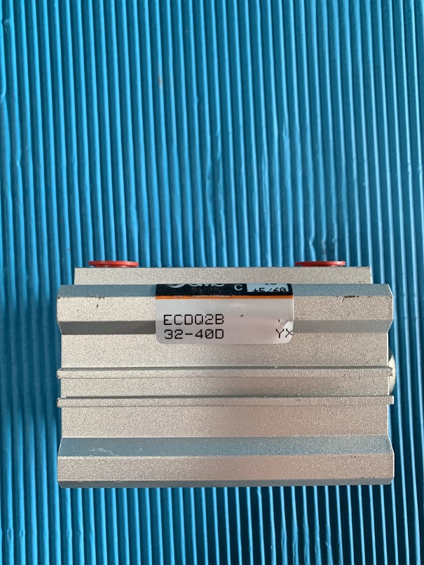 Used SMC Compact Air Cylinder ECDQ2B32-40D