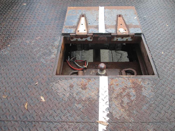 Used 2002 International 4300 Single Axle Dump Truck