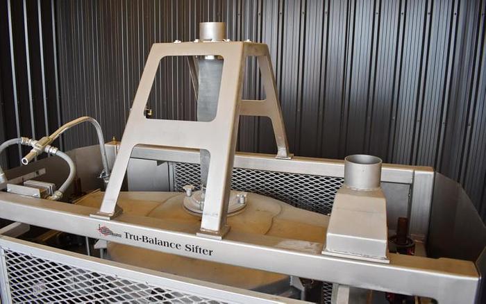 Used USED GREAT WESTERN TB 611/3 IN-LINE GYROSCOPIC PRESSURE SIFTER