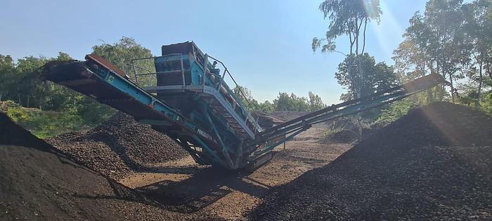 Used 2008 Powerscreen Chieftain 1700 2 Deck