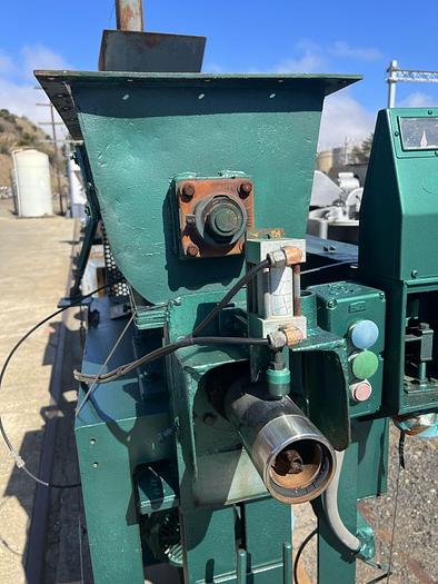 Used Filler, Bag, Auger, Stoker, Single, C/st, With Scale, #C330146