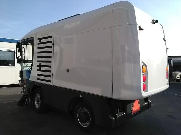 Gebruikt 2009 RAVO 530 STH