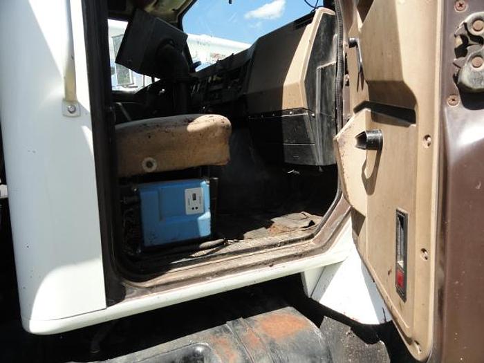 Used 1990 INTERNATIONAL 6274