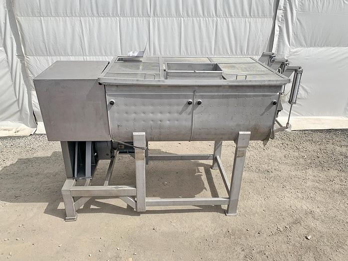 Used USED DOUBLE PADDLE BLENDER, 64 CUBIC FEET, JACKETED