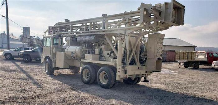 Used 1999 Ingersoll-Rand T4W Drill Rig