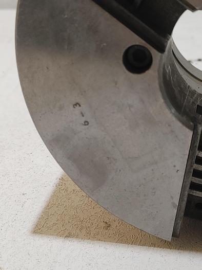 Used HARDINGE 6 INCH 3 JAW SCROLL CHUCK(108)