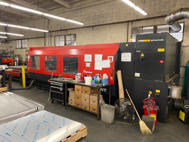 Used 2006 AMADA F03015NT C02 Laser Cutting Machine #5798