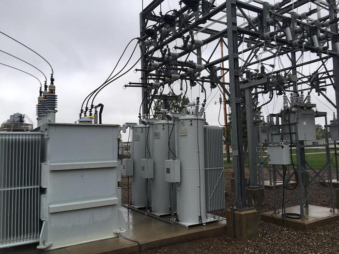 Used WANTED! Cooper Voltage Regulator