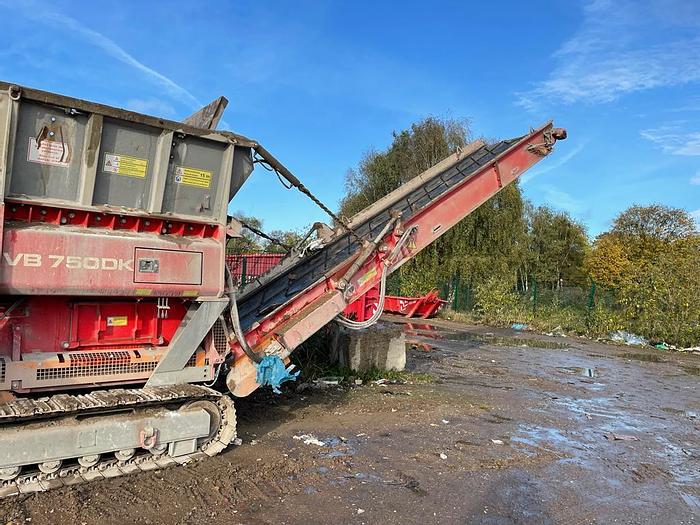 Used Hammel 750 slow speed shredder