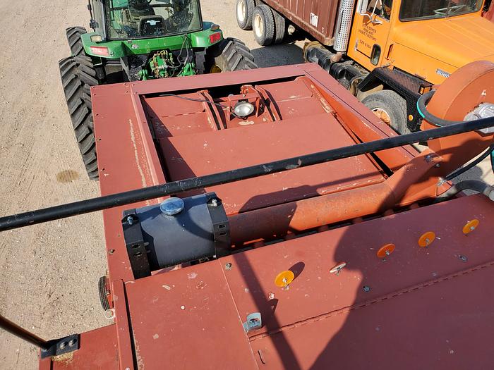 Used 2004 Hesston 4910 Baler w/ Accumulator