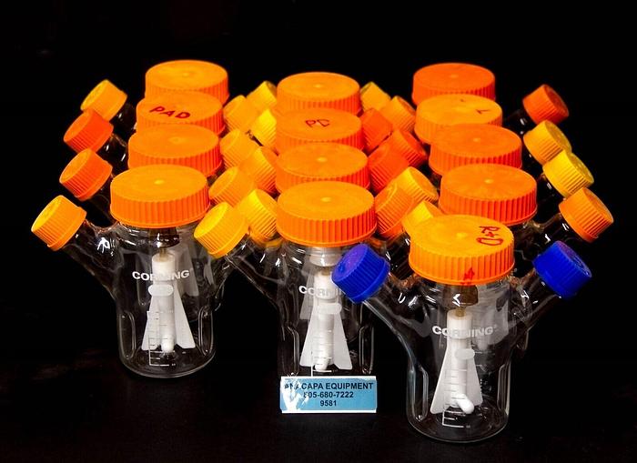 Used Corning Reusable Spinner Flask 250ml w/ Magnetic Agitator + Caps LOT of 8 (9581