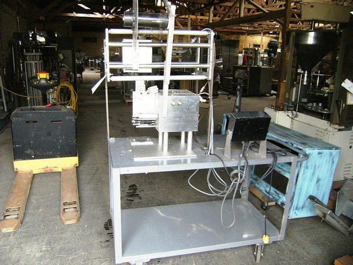 Used Labeler, Pressure Sensitive, Universal, Mdl L60, 12" #S740368