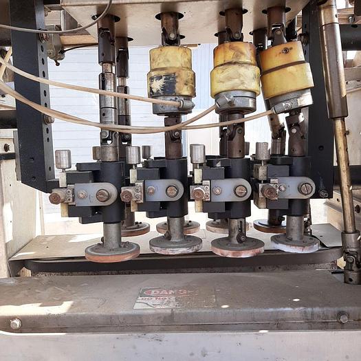 Used Capper, Pack West, Mdl Auto200, 8 Quill, Left-to-Right #S735058