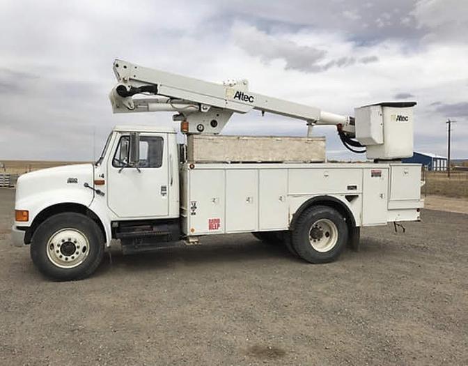 Used 1999 International 4700 w/ Altec TA41M