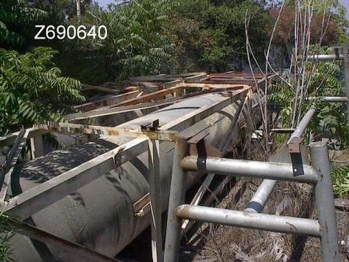 Used Tank, 1,030 Gallon, S/st, 3'3" X 19'6", #Z690640