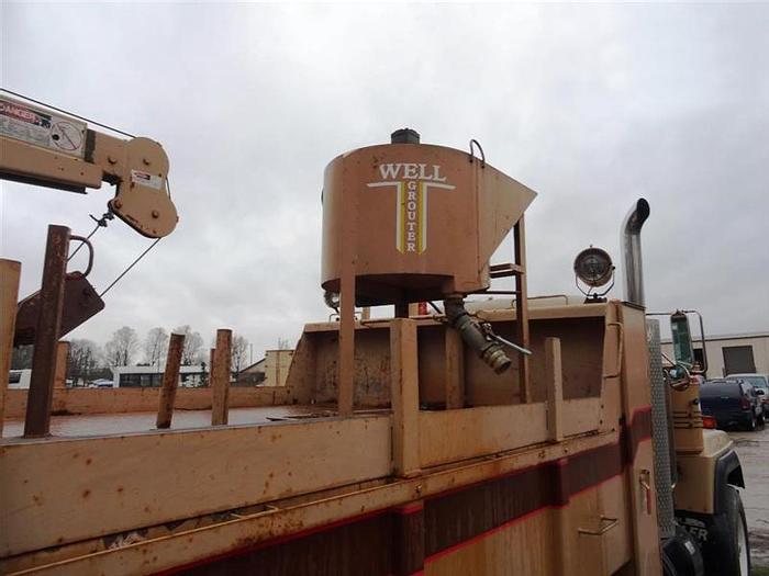 Used 1991 Mack RD600GK Water Truck