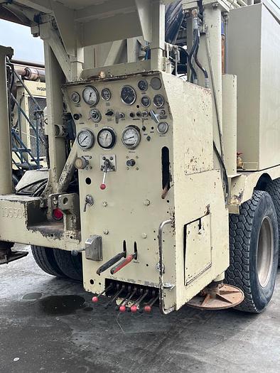 Used 2001 Ingersoll-Rand T4W Drill Rig