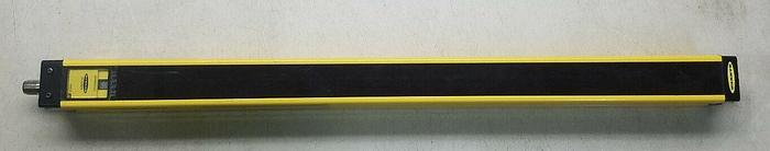 Used BANNER ENGINEERING SLSCE14-450Q8