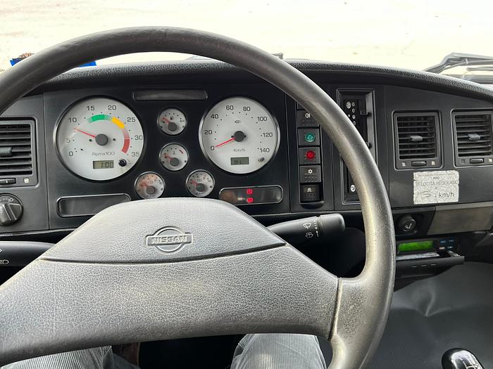 Usato nissan ATLEON 140