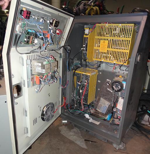 Used FANUC ARCMATE 120iC/10L 6 AXIS CNC MIG WELDING ROBOT WITH R30iA CONTROLLER