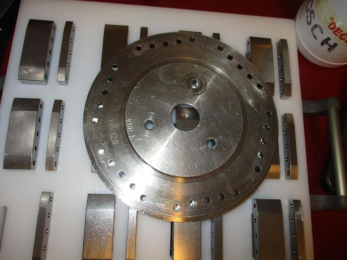 Used 1995 BOSCH GKF 700 S